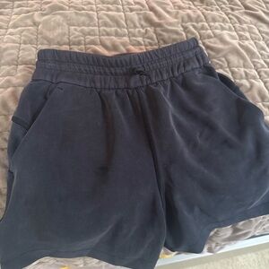 lululemon athletica Black Women's Athletic Pull-On Shorts